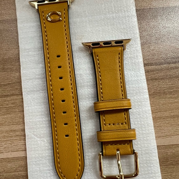 NWOB Coach Gold-Tone Leather Band 38mm-41mm - Picture 7 of 8